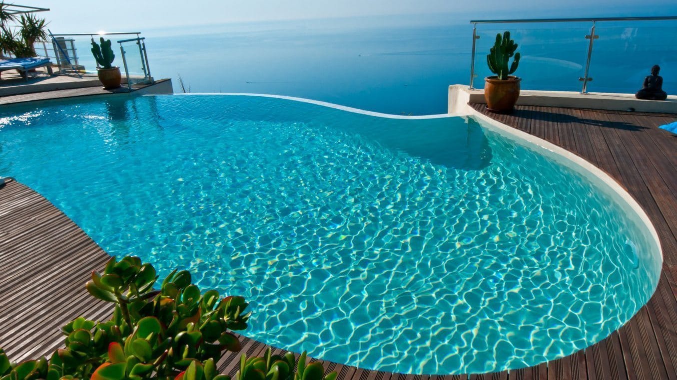 Trophée-dor-Diffazur-Piscines