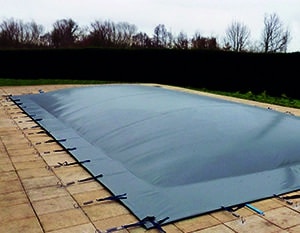 couverture gonflable de sécurité pour l’hivernage Walter Piscine