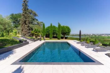 Piscine Miroir en bord de Loire