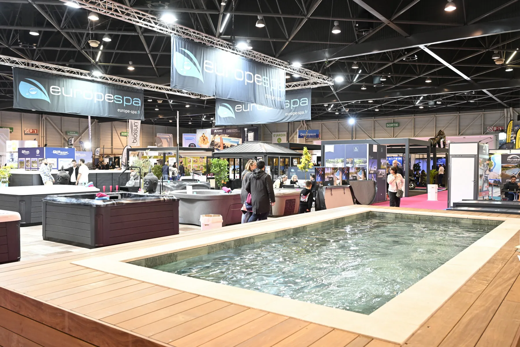 Piscine & Jardin 2025