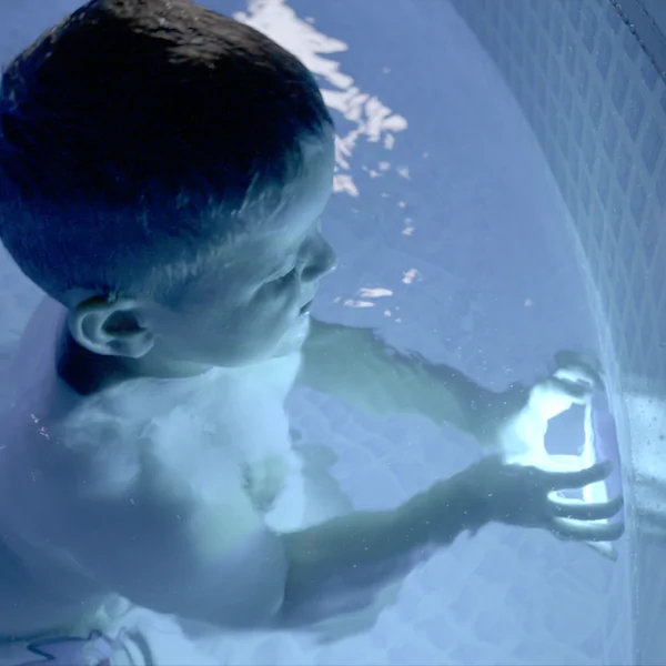 6- Piscine